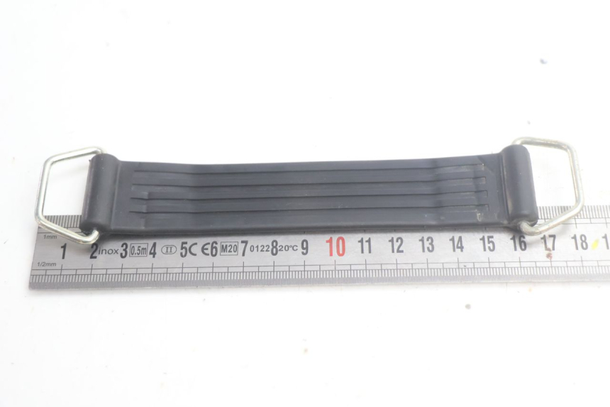 photo de SANGLE TROUSSE OUTILS PIAGGIO MP3 HPE 530 (2022 - 2026) - Autre angle de vue