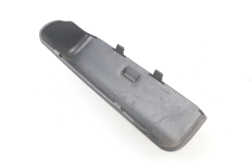 photo de SANGLE TROUSSE OUTILS PIAGGIO MP3 LT 400 (2007 - 2012)