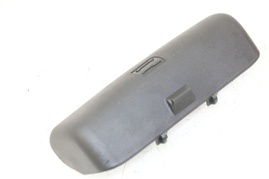 photo de SANGLE TROUSSE OUTILS PIAGGIO MP3 LT 300 (2010 - 2016)