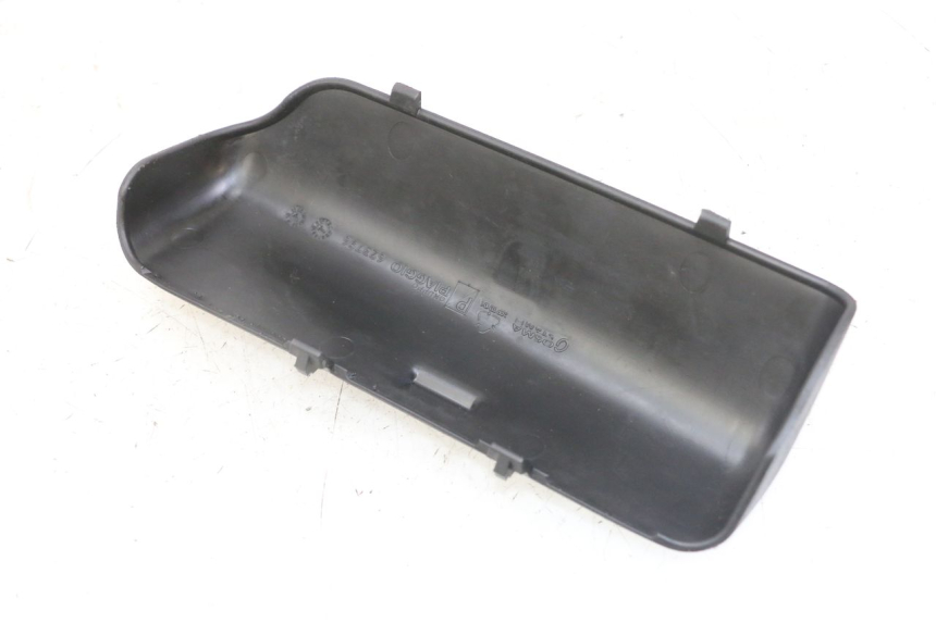 photo de SANGLE TROUSSE OUTILS PIAGGIO MP3 LT 300 (2010 - 2016)