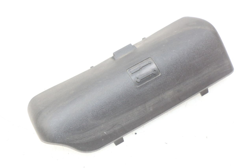 photo de SANGLE TROUSSE OUTILS PIAGGIO MP3 LT 300 (2010 - 2016)