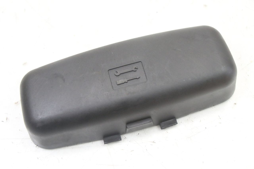 photo de SANGLE TROUSSE OUTILS PIAGGIO XEVO - X EVO 125 (2007 - 2016) - Vue principale