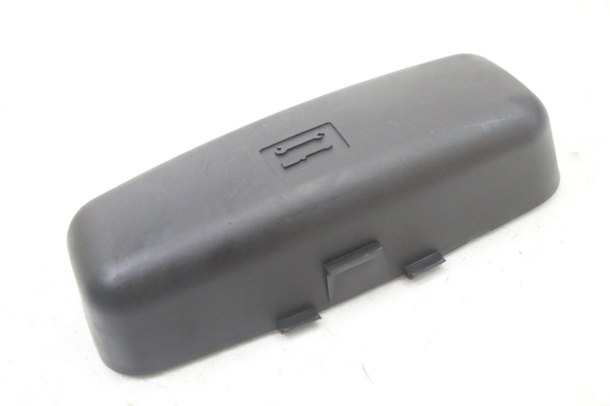 photo de SANGLE TROUSSE OUTILS PIAGGIO XEVO - X EVO 125 (2007 - 2016) - Zoom état d’usage