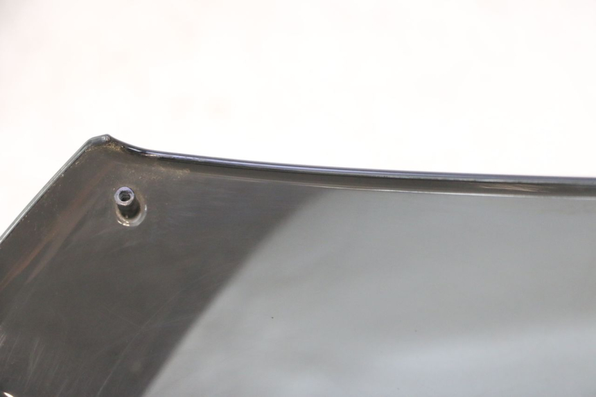 photo de SAUTE VENT PEUGEOT KISBEE 4T 50 (2023 - 2026) - État de surface