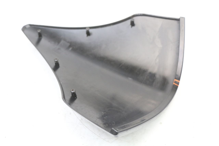 photo de SAUTE VENT PIAGGIO X10 125 (2012 - 2017)