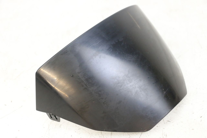 photo de SAUTE VENT SUZUKI GSR 750 (2011 - 2017) - État de surface
