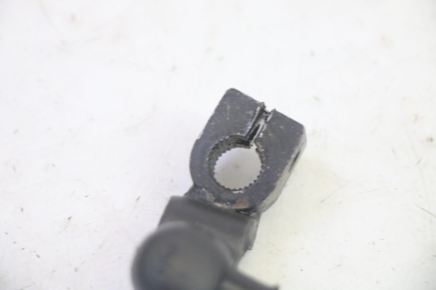 photo de SELECTEUR VITESSE KAWASAKI GPZ RX 1000 (1986 - 1988) - Gros plan technique