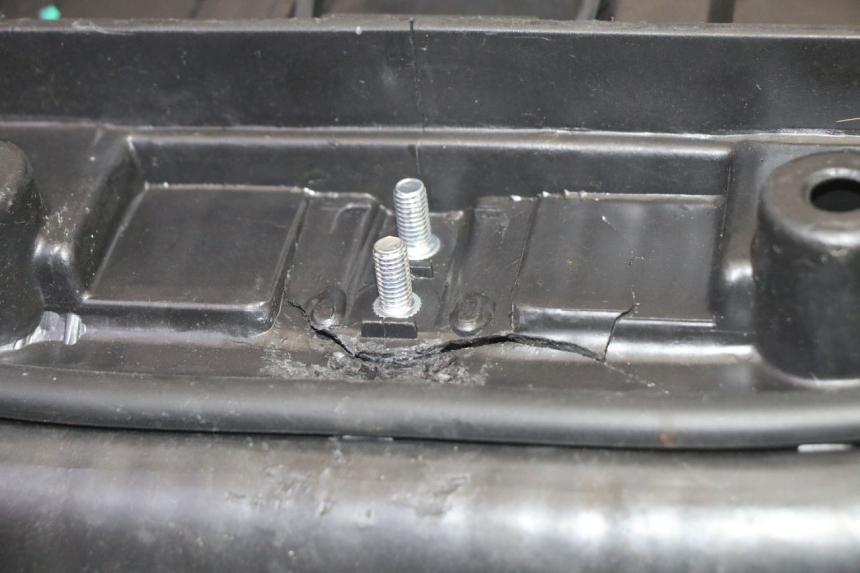 photo de SELLE KYMCO AGILITY 4T 50 (2018 - 2022) - Détails caractéristiques