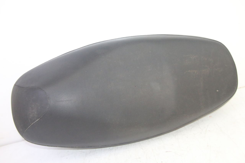 photo de SELLE KYMCO AGILITY 4T 50 (2018 - 2022) - Gros plan technique