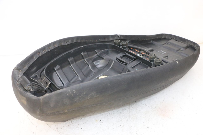 photo de SELLE KYMCO AGILITY 4T 50 (2018 - 2022) - Vue produit