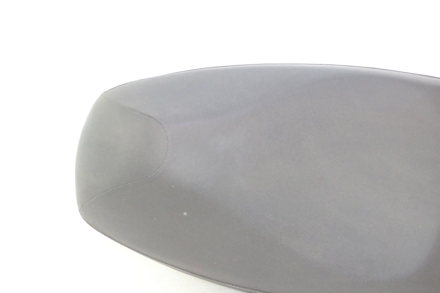 photo de SELLE KYMCO AGILITY 4T 50 (2018 - 2022) - Points de fixation
