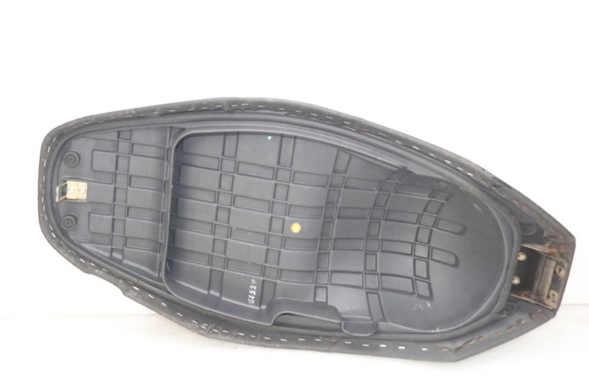 photo de SELLE KYMCO AGILITY CITY 2T 50 (2008 - 2016) - Vue rapprochée