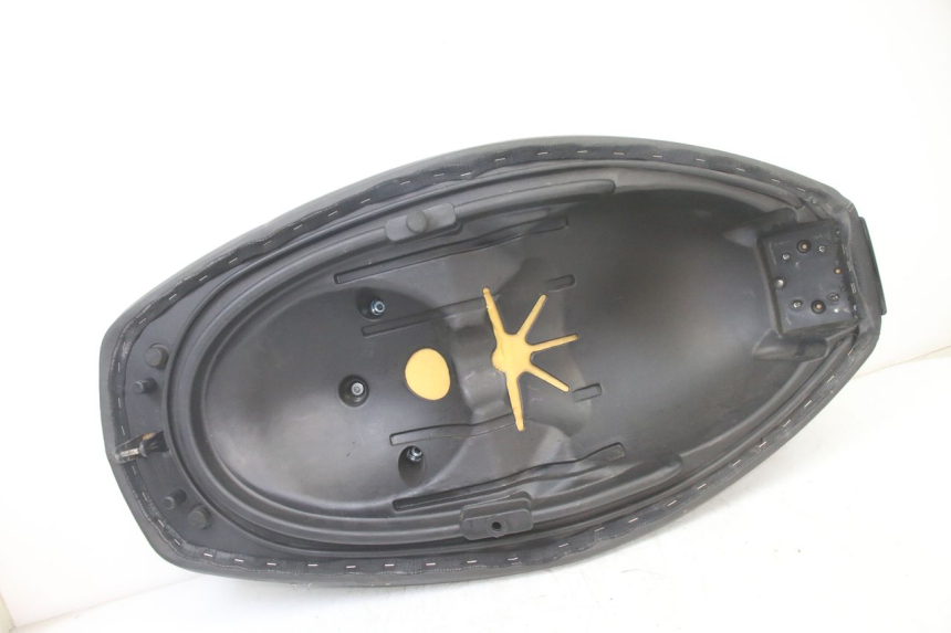 photo de SELLE APRILIA ATLANTIC 125 (2003 - 2009)