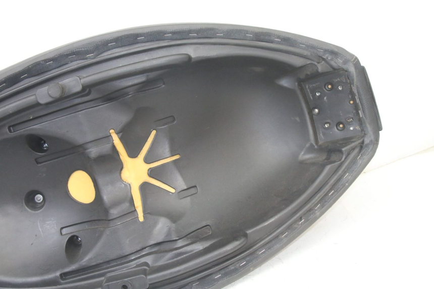 photo de SELLE APRILIA ATLANTIC 125 (2003 - 2009)