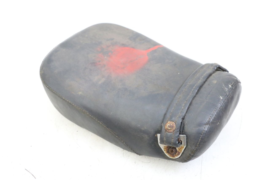 photo de Rear seat HYOSUNG GV AQUILA 125 (2000 - 2004) - Vue d’ensemble