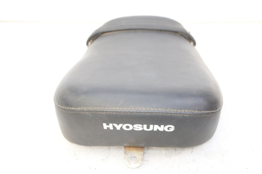 photo de Rear seat HYOSUNG GV AQUILA 125 (2000 - 2004)