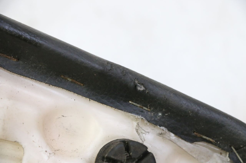 photo de SELLE ARRIERE HONDA CBF 125 (2009 - 2015)