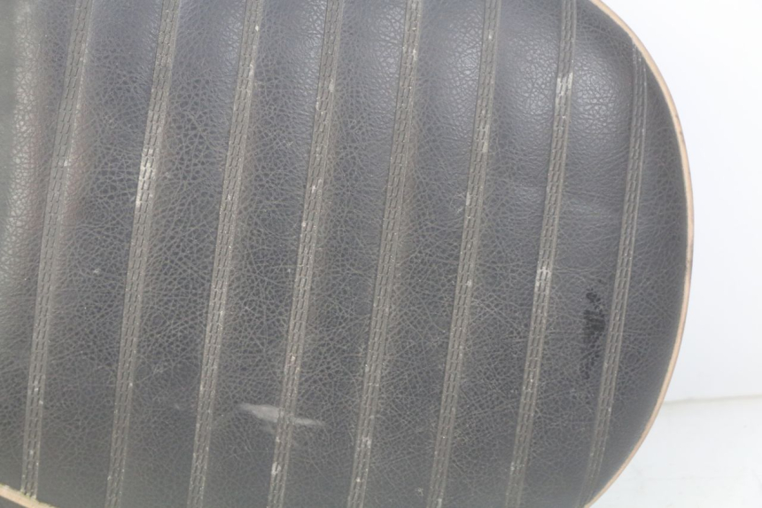 photo de SELLE ARRIERE PEUGEOT DJANGO 2T 50 (2014 - 2019)