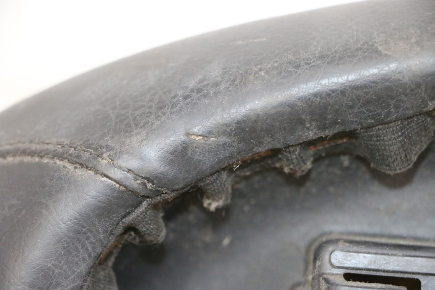 photo de SELLE ARRIERE PEUGEOT DJANGO 4T 50 (2014 - 2019) - Détail de la pièce