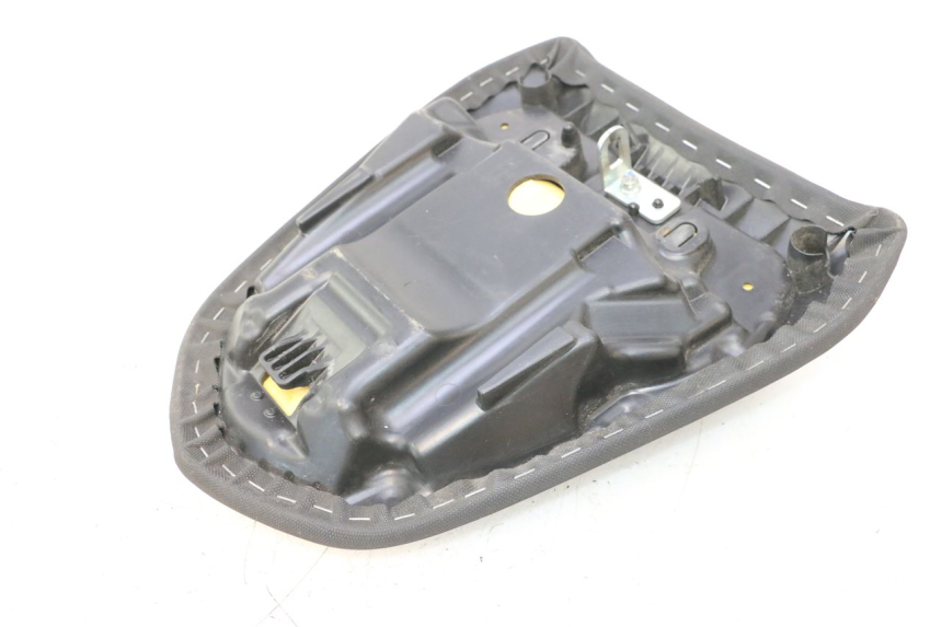 photo de SELLE ARRIERE KAWASAKI ER-6 ER6 F ABS 650 (2012 - 2016) - Gros plan technique
