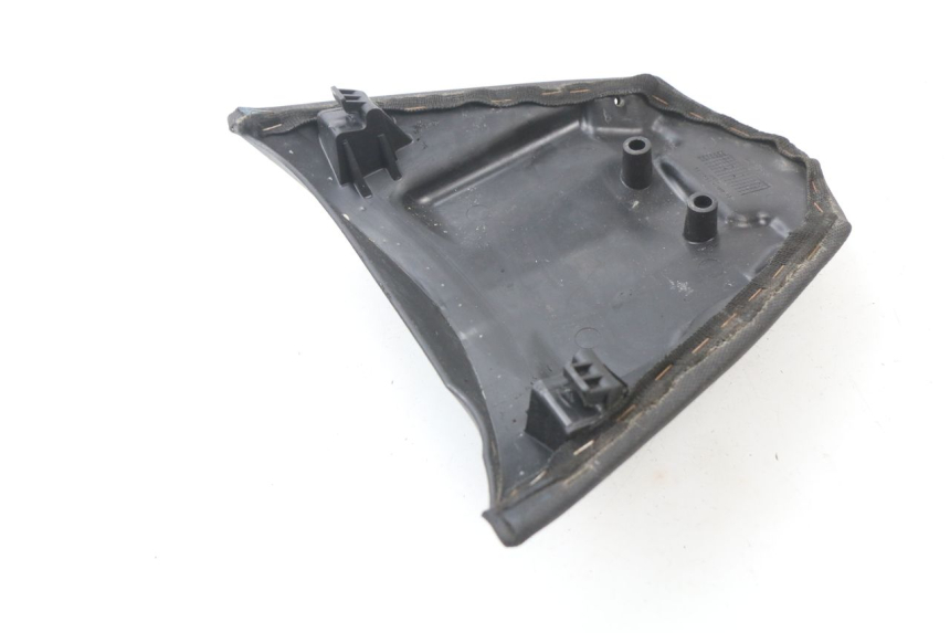 photo de SELLE ARRIERE PEUGEOT JET FORCE CARBU 50 (2003 - 2016)