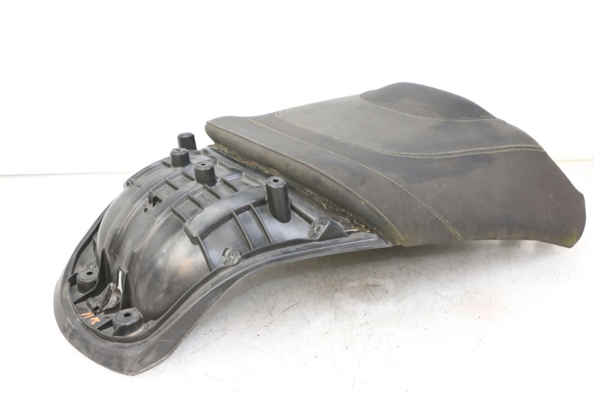 photo de SELLE ARRIERE PEUGEOT SATELIS 125 (2013 - 2018)