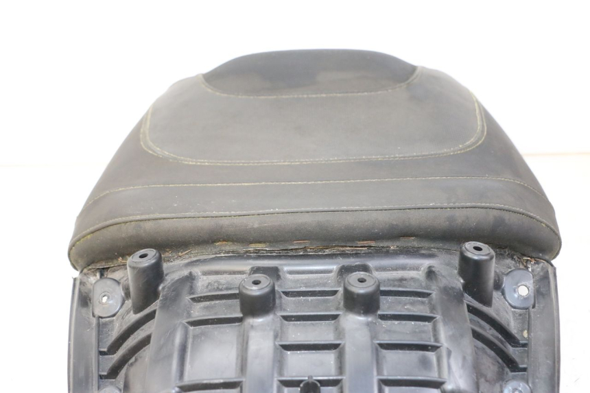 photo de SELLE ARRIERE PEUGEOT SATELIS 125 (2013 - 2018)