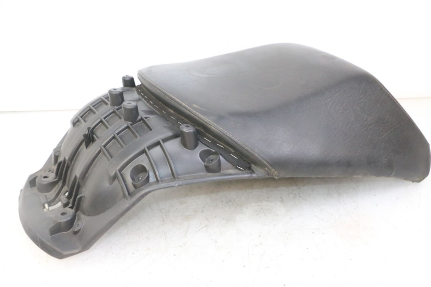 photo de SELLE ARRIERE PEUGEOT SATELIS COMPRESSOR K15 125 (2006 - 2009)