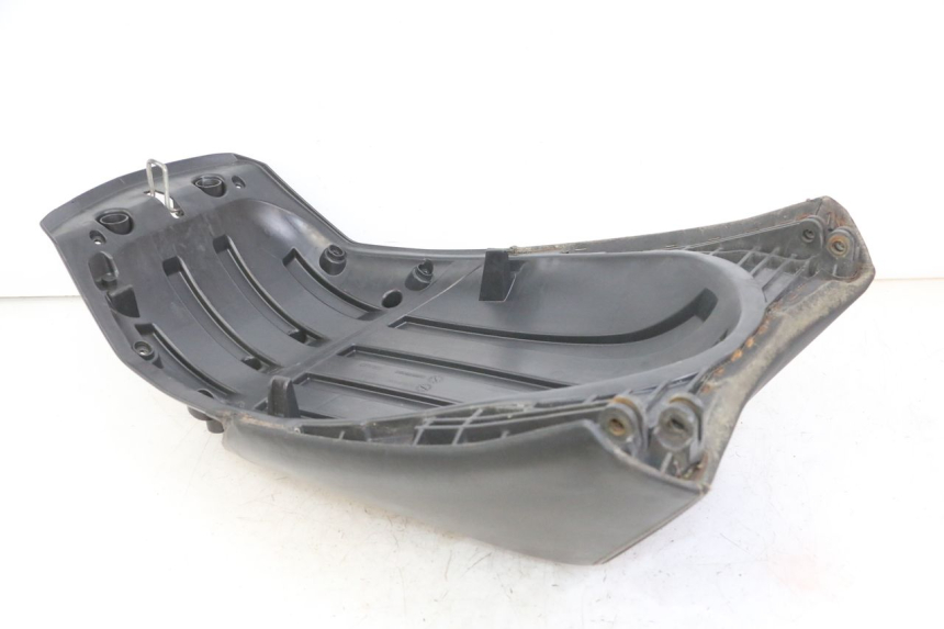 photo de SELLE ARRIERE PEUGEOT SATELIS COMPRESSOR K15 125 (2006 - 2009)