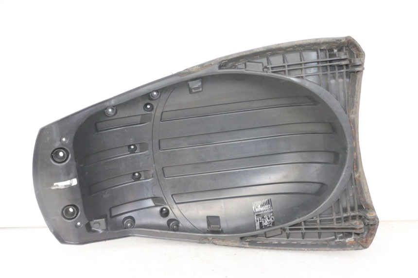 photo de SELLE ARRIERE PEUGEOT SATELIS COMPRESSOR K15 125 (2006 - 2009)
