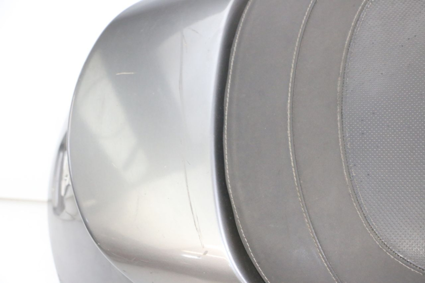 photo de SELLE ARRIERE PEUGEOT SATELIS 125 (2013 - 2018)