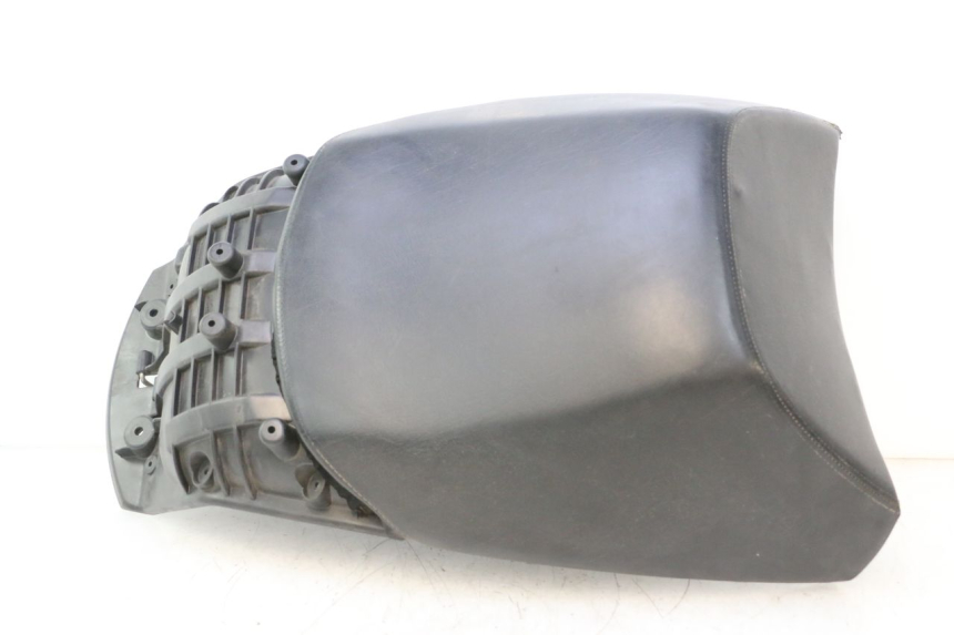photo de SELLE ARRIERE PEUGEOT SATELIS 125 (2006 - 2009) - Vue principale