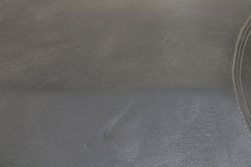 photo de SELLE ARRIERE PEUGEOT SATELIS 125 (2010 - 2012)
