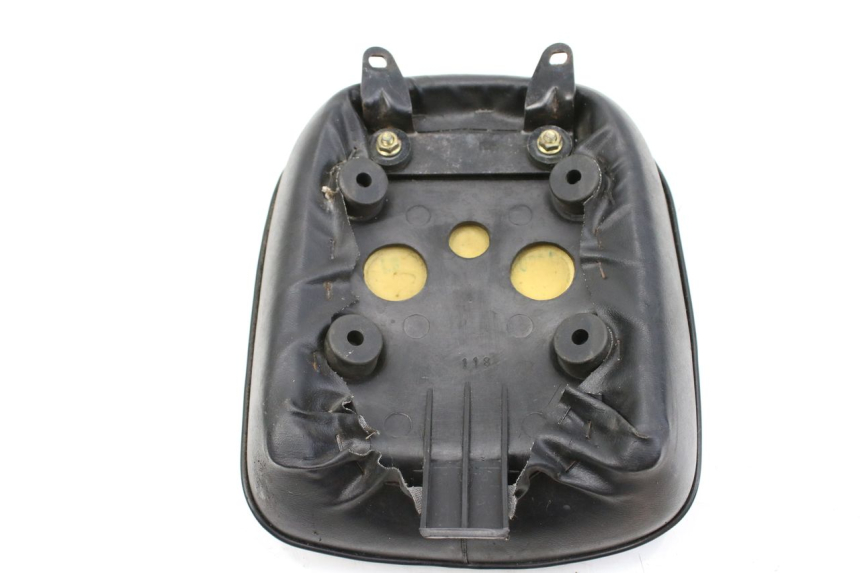 photo de SELLE ARRIERE SYM HUSKY 125 (1999 - 2005)