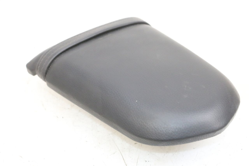 photo de SELLE ARRIERE DAELIM VJ ROADWIN FI 125 (2008 - 2017) - Gros plan technique