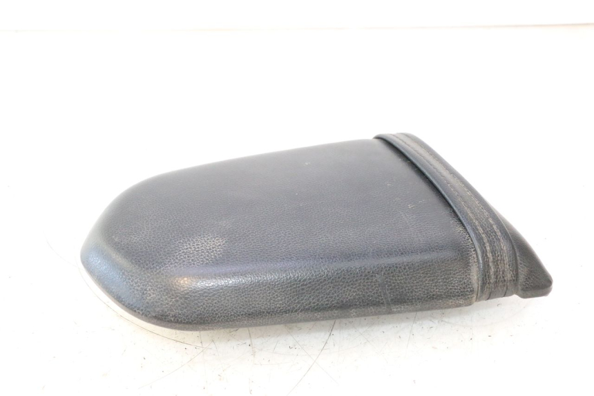 photo de SELLE ARRIERE DAELIM VJ ROADWIN 125 (2004 - 2007) - Autre angle de vue