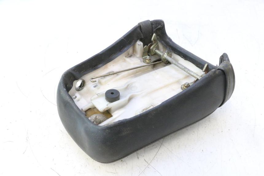 photo de SELLE ARRIERE YAMAHA XV VIRAGO 535 (1988 - 2004) - Détails caractéristiques