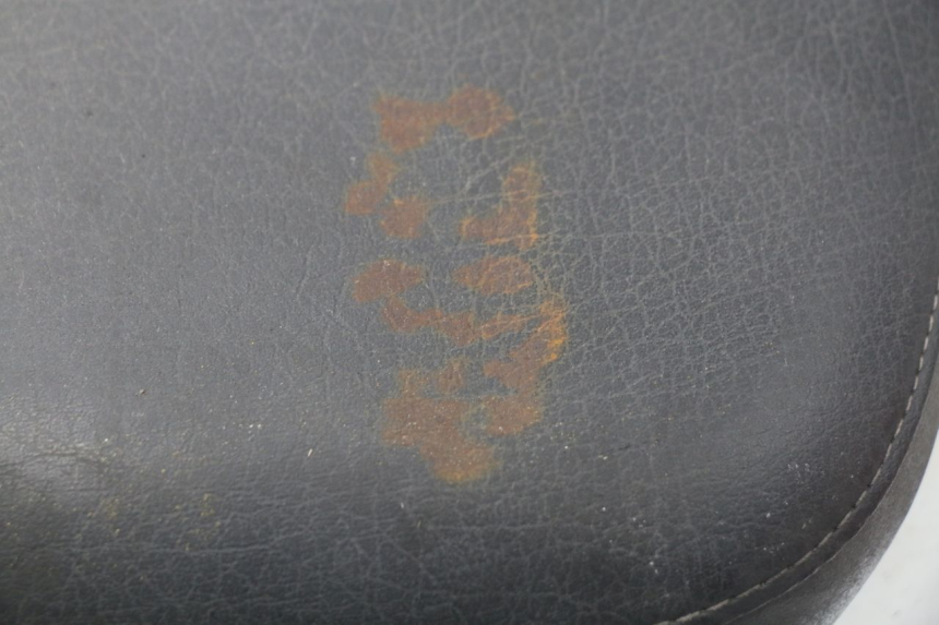 photo de SELLE ARRIERE YAMAHA YP MAJESTY 125 (1998 - 2001)