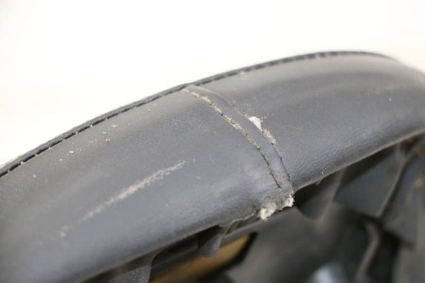 photo de SELLE ARRIERE YAMAHA YP MAJESTY 125 (2002 - 2006)