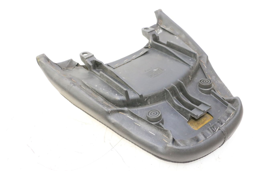 photo de SELLE ARRIERE YAMAHA YP MAJESTY 125 (1998 - 2001) - Zoom état d’usage