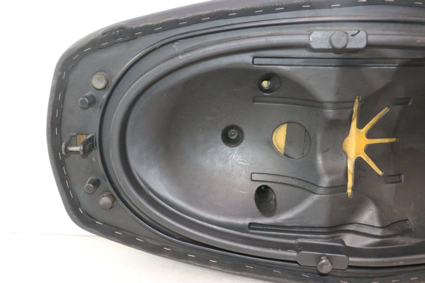 photo de SELLE APRILIA ATLANTIC S 125 (2010 - 2013) - Photo complémentaire