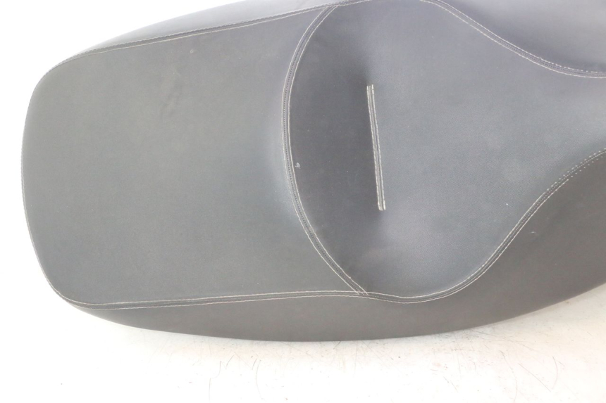 photo de SELLE APRILIA ATLANTIC S 125 (2010 - 2013) - Zoom état d’usage