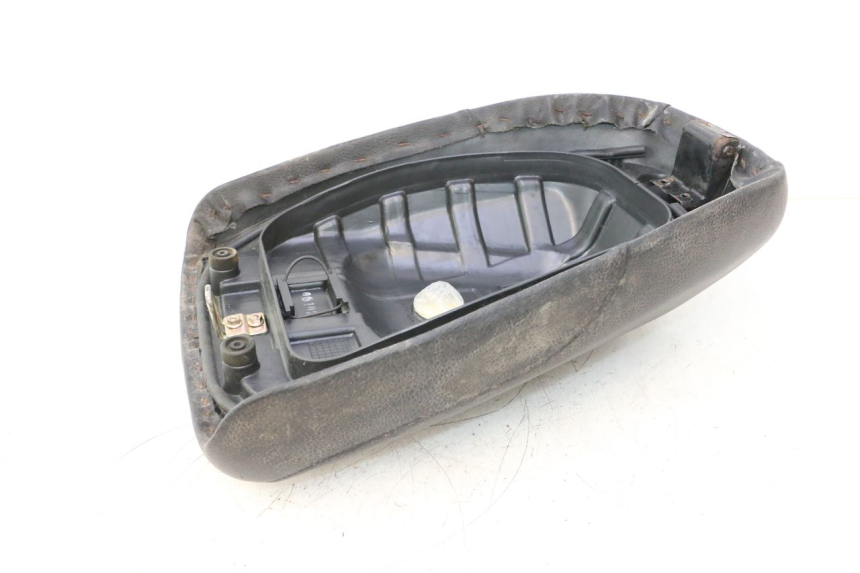 photo de SELLE AVANT KYMCO AGILITY 4T 50 (2005 - 2018) - Autre angle de vue