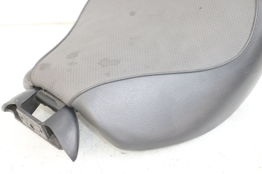 photo de SELLE AVANT APRILIA CLASSIC 125 (1995 - 2001)