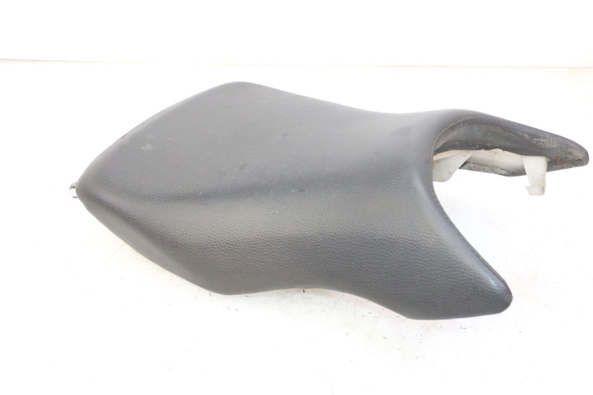 photo de SELLE AVANT HONDA CBF 125 (2009 - 2015)