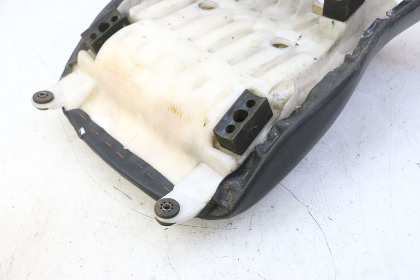 photo de SELLE AVANT HONDA CBF 125 (2009 - 2015)