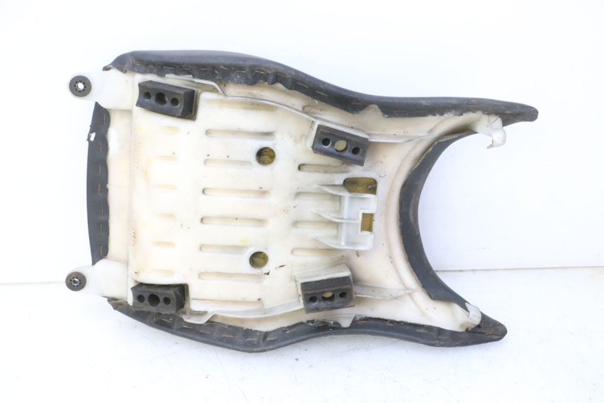 photo de SELLE AVANT HONDA CBF 125 (2009 - 2015)