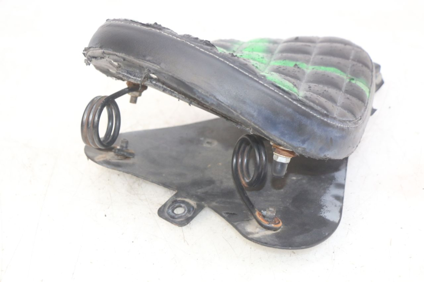 photo de SELLE AVANT DAELIM VL DAYSTAR 125 (2000 - 2011)