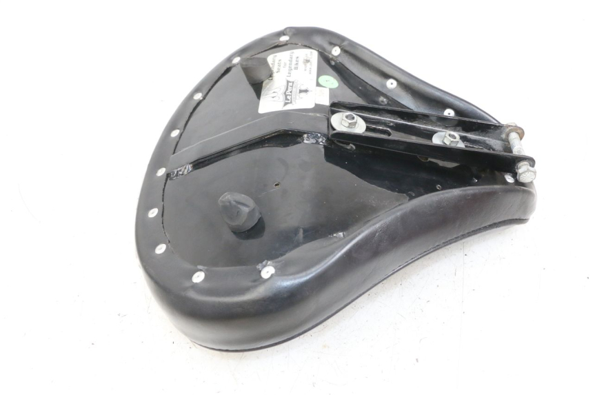 photo de SELLE AVANT HARLEY DAVIDSON SPORTSTER XL CUSTOM 1200 (2003 - 2004)