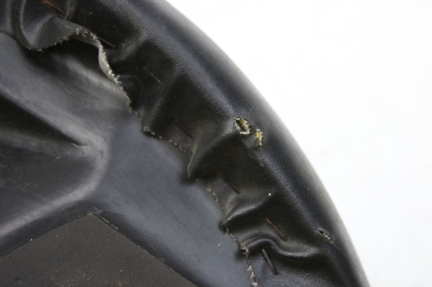 photo de SELLE AVANT SYM HUSKY 125 (1999 - 2005) - Autre angle de vue